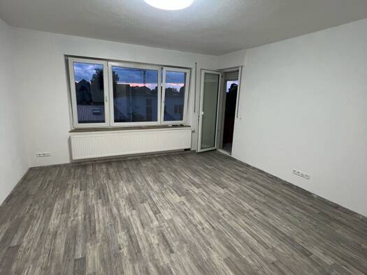 Wohnung zur Miete 900 € 3 Zimmer 72 m² Geschoss 2/2 frei ab sofort Heilbronner Straße Giengen Giengen an der Brenz 89537