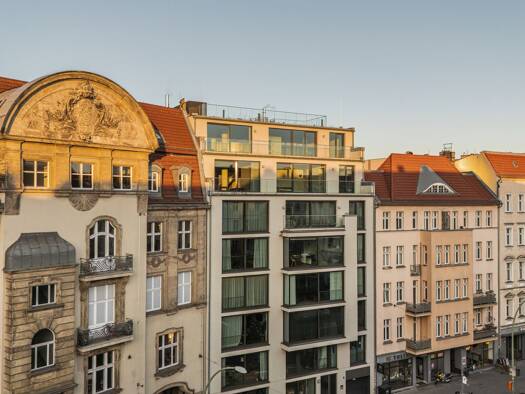 Penthouse zur Miete - Erstbezug 13.000 € 4 Zimmer 366,9 m² 6. Geschoss Mitte Mitte 10119