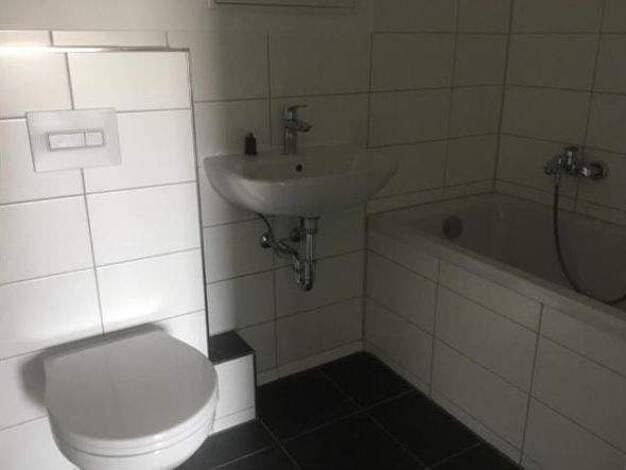 Wohnung zur Miete 492 € 3 Zimmer 68,7 m² 5. Geschoss frei ab sofort Am Schwalbennest 31 Schönau Leipzig 04205