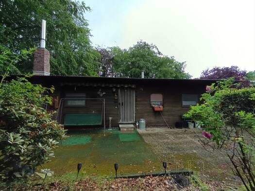 Einfamilienhaus zum Kauf 89.000 € 3 Zimmer 70 m² 3.811 m² Grundstück Neuenwege Varel-Neuenwege 26316
