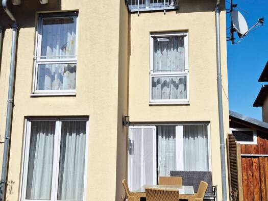 Doppelhaushälfte zur Miete 1.750 € 5 Zimmer 140 m² 208 m² Grundstück frei ab 01.11.2026 Jahnstraße 25 b Schöllbronn Ettlingen 76275