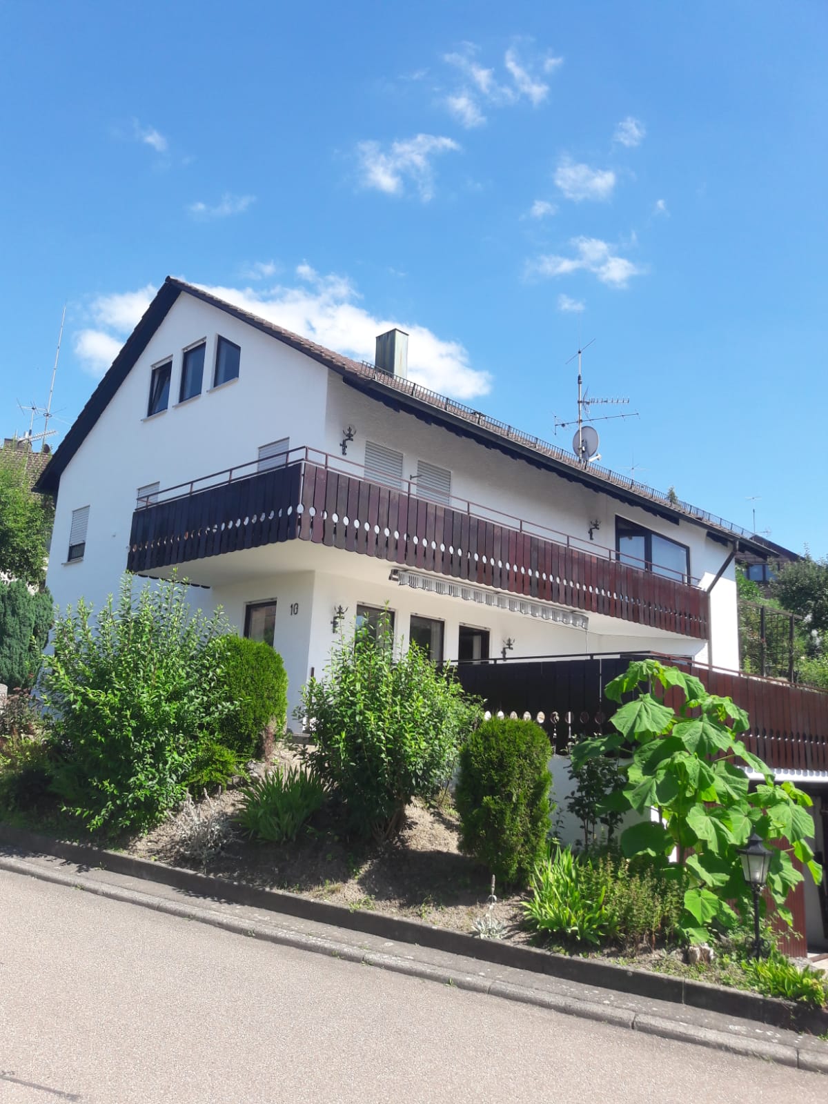 Mehrfamilienhaus zum Kauf provisionsfrei 849.000 € 10 Zimmer 330 m²<br/>Wohnfläche 522 m²<br/>Grundstück Eschenweg 10 Gronau Oberstenfeld 71720