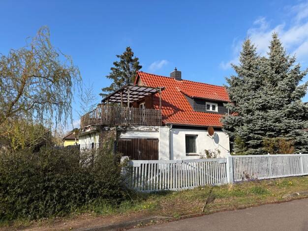 Einfamilienhaus zum Kauf 149.000 € 5 Zimmer 96 m² 551 m² Grundstück Gottfried-Keller-Siedlung Halle 06118