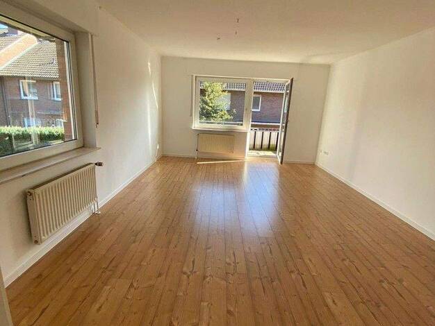 Wohnung zur Miete 699 € 4 Zimmer 96 m² 1. Geschoss frei ab sofort Breslauer Straße 45 Fürstenau 49584