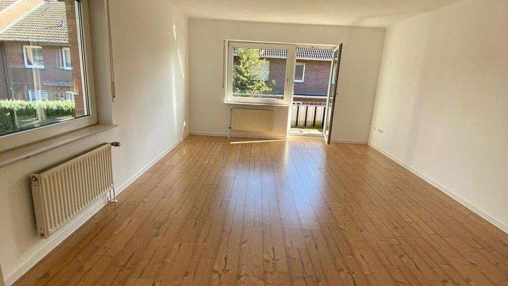 Wohnung zur Miete 699 € 4 Zimmer 96 m² 1. Geschoss frei ab sofort Breslauer Straße 45 Fürstenau 49584