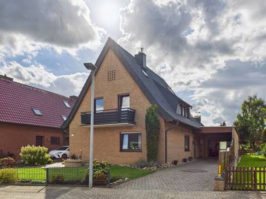 Einfamilienhaus zum Kauf 299.000 € 6 Zimmer 129,6 m² 977 m² Grundstück Neuenhaus 49828