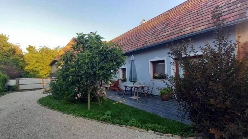 Einfamilienhaus zum Kauf 189.000 € 4 Zimmer 110 m² 3.000 m² Grundstück bei Sümeg 8351