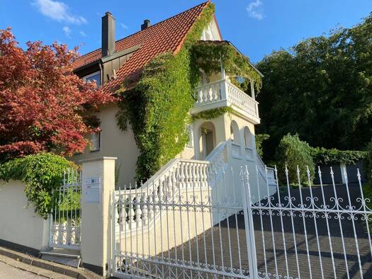 Haus zum Kauf provisionsfrei 640.000 € 6 Zimmer 157 m² 1.042 m² Grundstück frei ab sofort Wolfstein Neumarkt in der Oberpfalz 92318