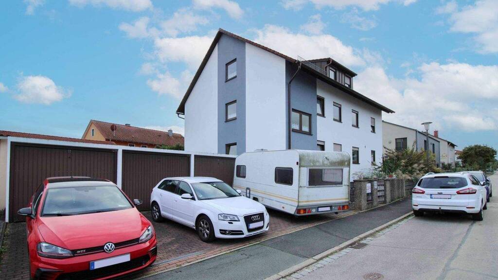 Mehrfamilienhaus zum Kauf als Kapitalanlage geeignet 598.000 € 11 Zimmer 320,7 m² 760,1 m² Grundstück Lonnerstadt 91475