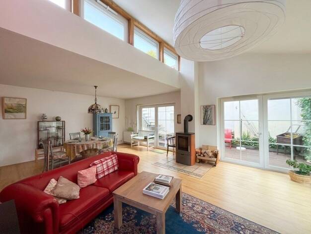 Einfamilienhaus zum Kauf 598.000 € 9 Zimmer 255 m² 518 m² Grundstück Fischbach Kelkheim 65779