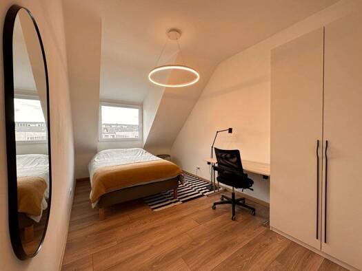 WG-Zimmer zur Miete auf Zeit 540 € 14,4 m² 4. Geschoss frei ab 04.01.2027 Alt-Saarbrücken Mitte 66117