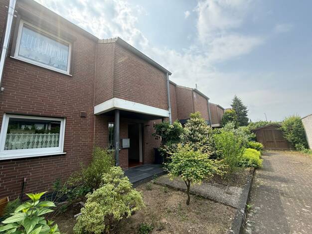 Reihenmittelhaus zum Kauf 570.000 € 5 Zimmer 139 m² 217 m² Grundstück frei ab sofort Berghausen Langenfeld (Rheinland) 40764