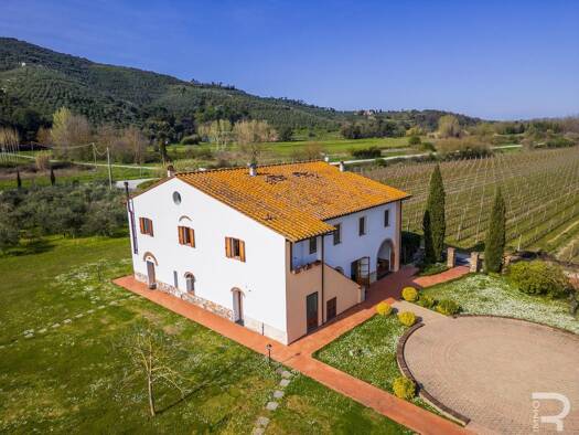 Villa zum Kauf 930.000 € 11 Zimmer 702 m² 20.000 m² Grundstück frei ab sofort Vicopi 56010