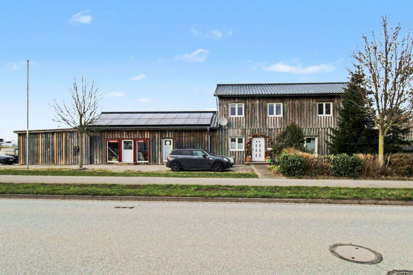 Haus zum Kauf - Ansicht 2