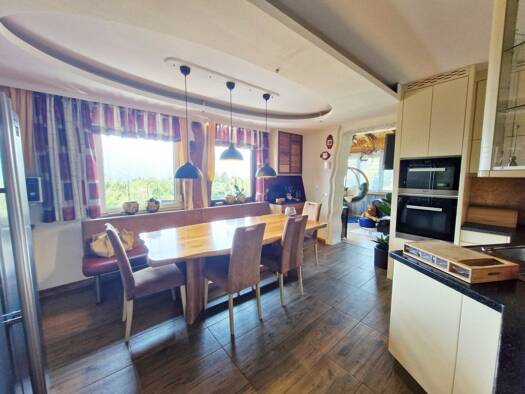 Haus zum Kauf 680.000 € 8 Zimmer 270 m² 1.313 m² Grundstück Köttmannsdorf 9071