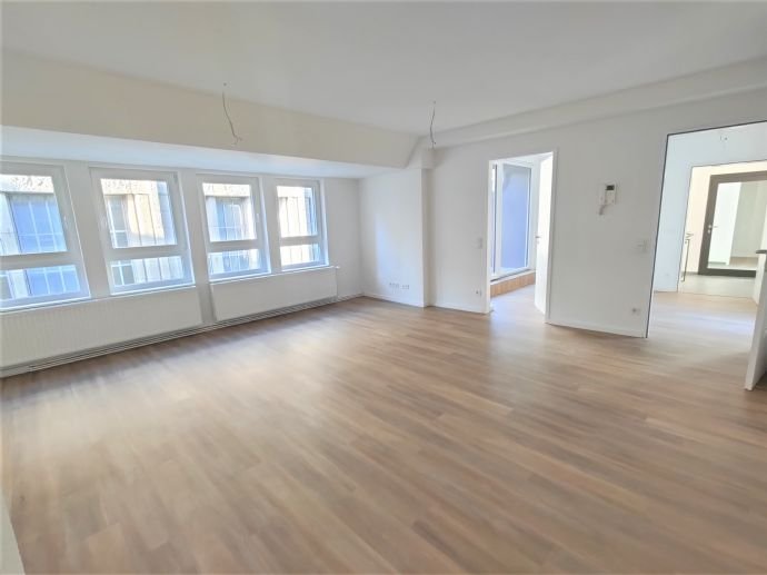 Wohnung zur Miete 1.130 € 3,5 Zimmer 98 m²<br/>Wohnfläche 5.<br/>Geschoss Altstadt Bremen 28195