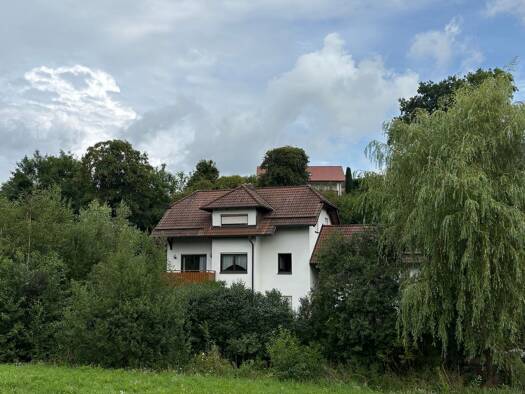 Einfamilienhaus zum Kauf provisionsfrei 400.000 € 5,5 Zimmer 165 m² 1.200 m² Grundstück Weitramsdorf Weitramsdorf 96479