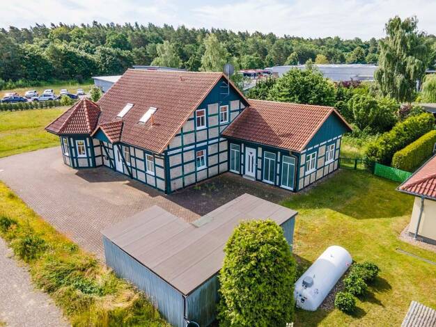 Mehrfamilienhaus zum Kauf 529.000 € 6 Zimmer 212 m² 1.120 m² Grundstück Industriegebiet Greifswald 17489