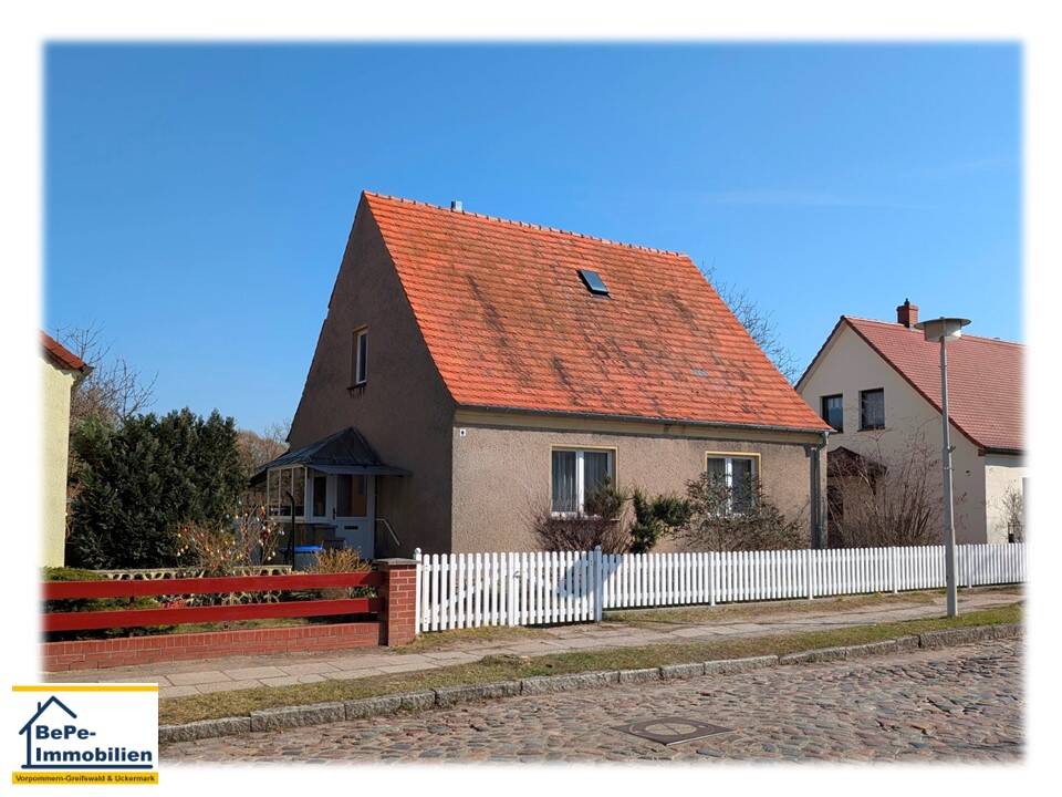 Immobilie in Pasewalk - BePe-Immobilien- Die perfekte Kombination aus Ruhe, Natur und Erreichbarkeit, Einfamilienhaus zu verkaufen - Bild 0