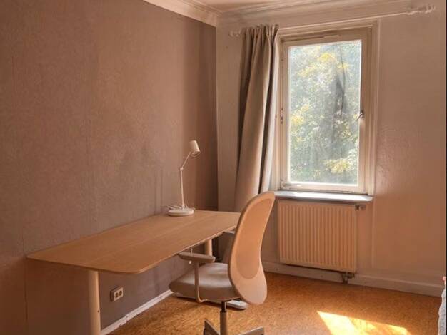 Wohnung zur Miete 500 € 4 Zimmer 105 m² EG Lindenschulstraße 12 Untertürkheim Stuttgart 70327