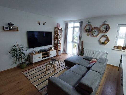 Wohnung zur Miete 1.350 € 1 Zimmer 70 m² Geschoss 2/4 frei ab 15.02.2026 Biesdorf Berlin 12683