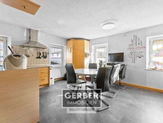 Doppelhaushälfte zum Kauf 99.000 € 8 Zimmer 160 m² 138 m² Grundstück Döbra Schwarzenbach a.Wald 95131