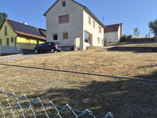Einfamilienhaus zum Kauf 149.000 € 1 Zimmer 139 m² 843 m² Grundstück frei ab sofort Gefäll Burkardroth 97705