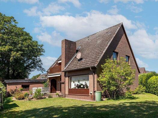Einfamilienhaus zum Kauf 377.000 € 4,5 Zimmer 129 m² 718 m² Grundstück Lauenburg/Elbe 21481