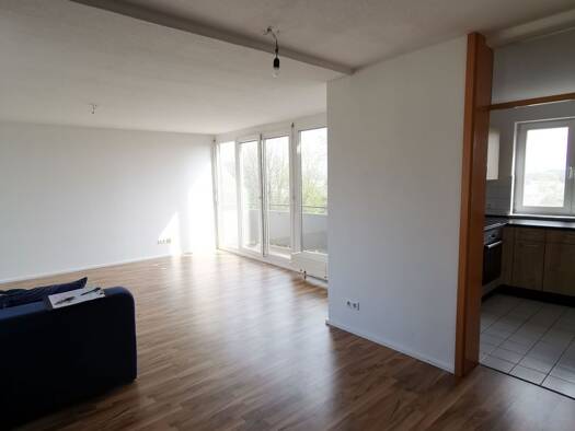WG-Zimmer zur Miete 1.120 € 3 Zimmer 78 m² Geschoss 2/3 frei ab sofort Plieningen Stuttgart 70599