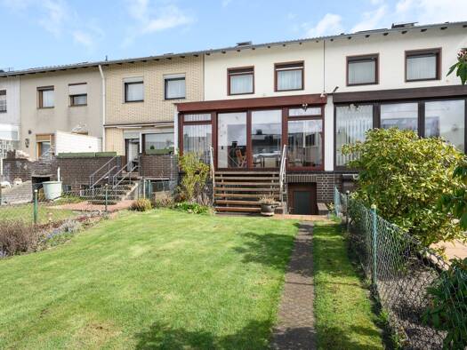 Reihenmittelhaus zum Kauf 298.000 € 4 Zimmer 110 m² 206 m² Grundstück Krähenwinkel Langenhagen 30855