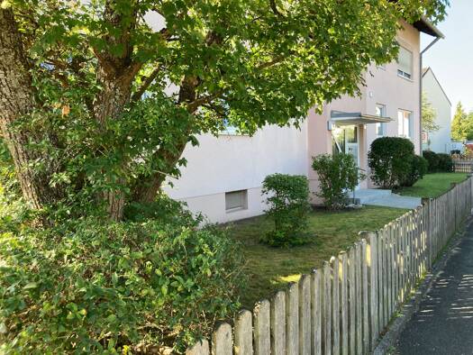 Wohnung zum Kauf provisionsfrei 275.000 € 3 Zimmer 82 m² Geschoss 2/2 Großschwarzenlohe Wendelstein 90530