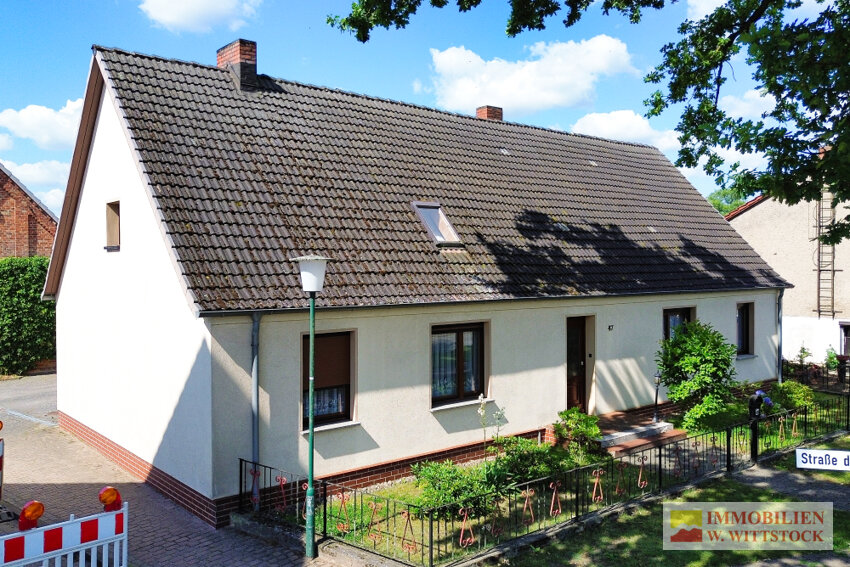 Einfamilienhaus zum Kauf 195.000 € 7 Zimmer 168 m²<br/>Wohnfläche 6.460 m²<br/>Grundstück Blumenthal Heiligengrabe / Blumenthal 16909