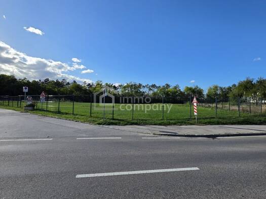 Grundstück zum Kauf 829.000 € 3.081 m² Grundstück Schwadorf 2432