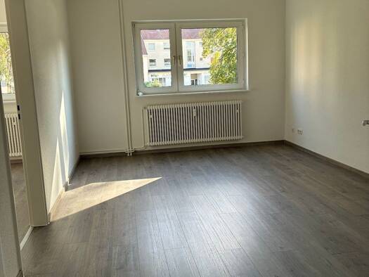 Wohnung zur Miete 304 € 2 Zimmer 50,6 m² EG Berliner Straße 166 Lebenstedt Salzgitter 38226