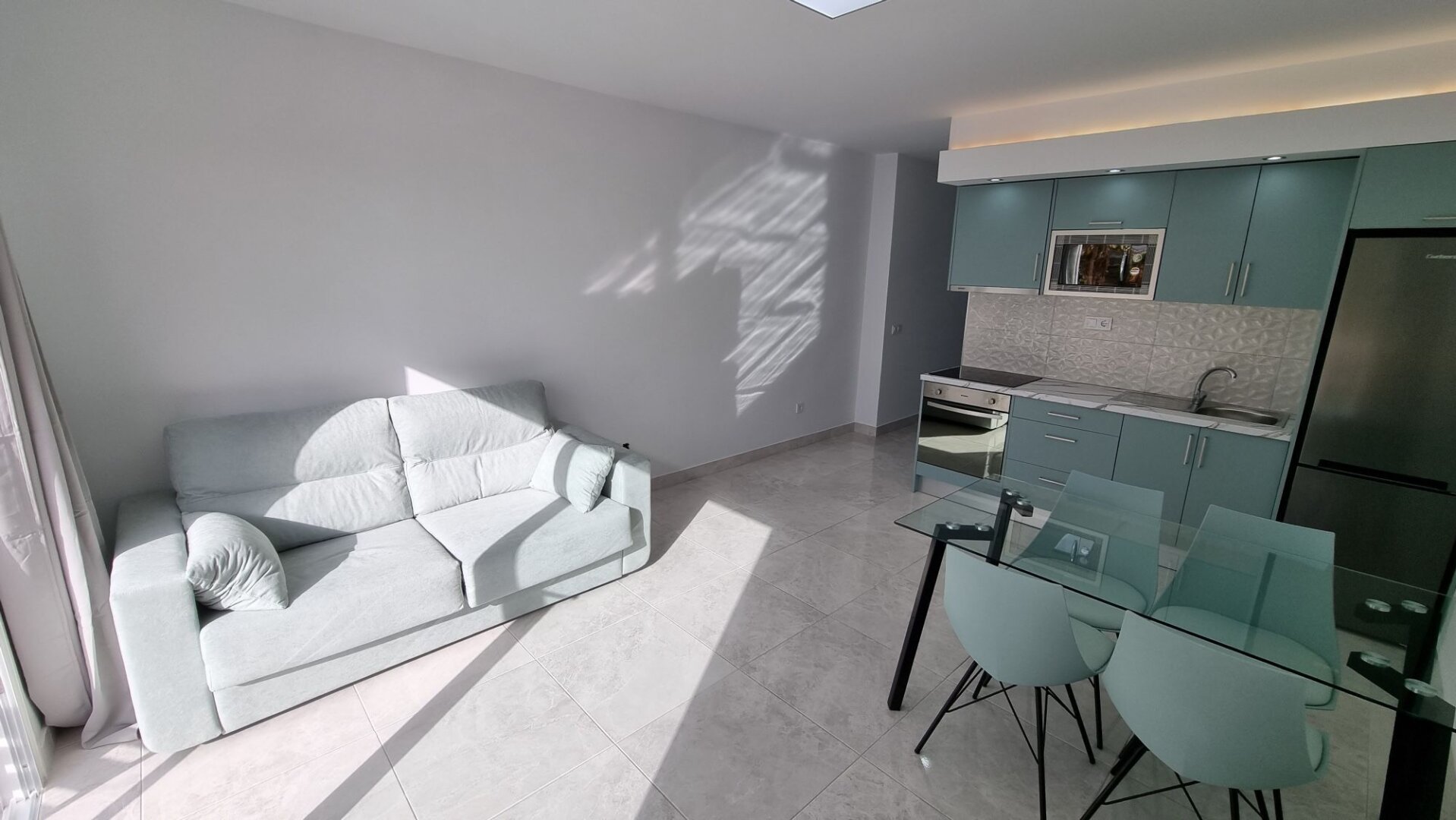 Wohnung zum Kauf 210.000 € 2 Zimmer 43 m²<br/>Wohnfläche 2.<br/>Geschoss Costa Adeje 38660