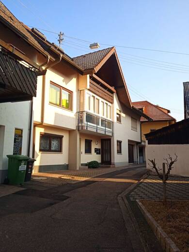 Haus zum Kauf provisionsfrei 580.000 € 8 Zimmer 220 m² 220 m² Grundstück Malterdingen 79364
