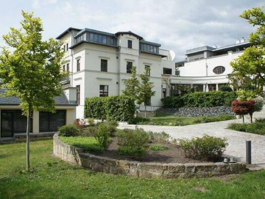 Wohnung zum Kauf 370.000 € 2 Zimmer 69,9 m² 3. Geschoss Bühlau/Weißer Hirsch Dresden 01324