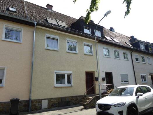 Reihenmittelhaus zum Kauf 275.000 € 7 Zimmer 125 m² 250 m² Grundstück Wetzlar 35576