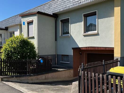 Haus zum Kauf 269.500 € 4 Zimmer 98 m² 620 m² Grundstück frei ab sofort Rötha 04571