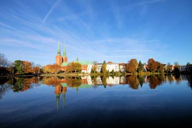 Studio zur Miete 1.300 € 3 Zimmer 70 m² Innenstadt Lübeck 23552