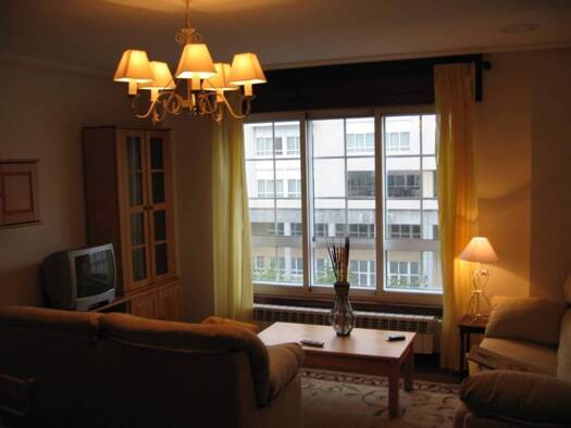Wohnung zur Miete 700 € 3 Zimmer 130 m² Rua Avenida de Esteiro, 58, 2ª 0 Ferrol 15403