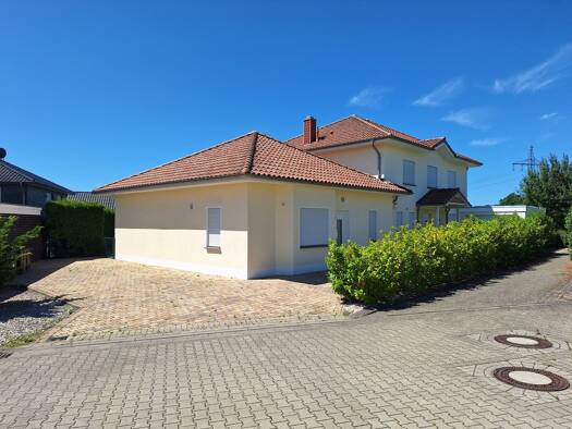 Terrassenwohnung zur Miete 900 € 2,5 Zimmer 80 m² frei ab sofort Gretesch Osnabrück 49086