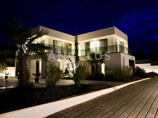 Einfamilienhaus zum Kauf - Erstbezug 1.600.000 € 5 Zimmer 237 m² 850 m² Grundstück Grohote 21430