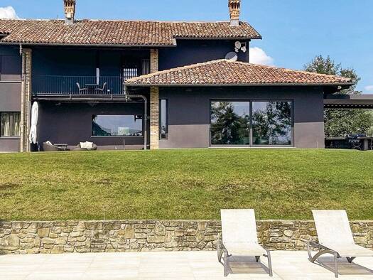 Haus zum Kauf 1.750.000 € 350 m² 5.000 m² Grundstück Piobesi d'Alba 12040