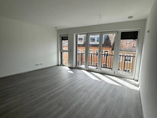 Wohnung zur Miete 980 € 2 Zimmer 61,5 m² Geschoss 2/4 frei ab sofort Gugelstraße 25 Steinbühl Nürnberg 90443