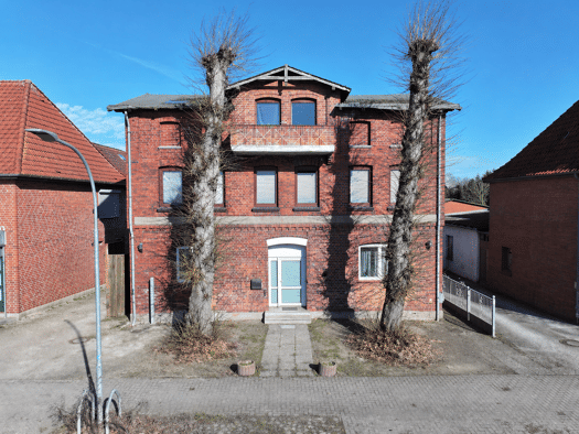 Einfamilienhaus zum Kauf 225.000 € 8 Zimmer 165 m² 558 m² Grundstück frei ab sofort Nusse 23896