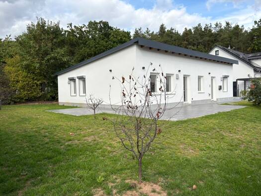 Bungalow zur Miete 1.500 € 4 Zimmer 115 m² 511 m² Grundstück frei ab 01.11.2026 Ursulapoppenricht Hahnbach 92256