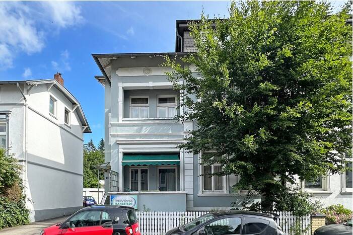 Wohn- und Geschäftshaus zur Miete 2.500 € 6 Zimmer 145 m²<br/>Fläche Rahlstedt Hamburg 22143