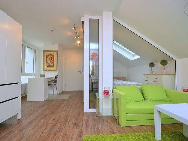 Wohnung zur Miete Wohnen auf Zeit 940 € 1 Zimmer 35 m² frei ab sofort West Stuttgart 70176