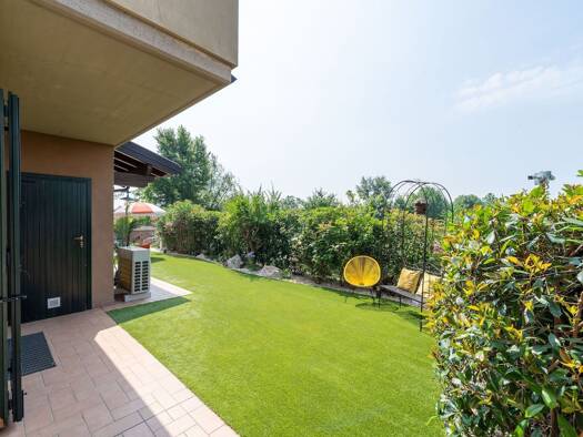 Haus zum Kauf 630.000 € 12 Zimmer 220 m² frei ab sofort Via Sottopassaggio Calcinato